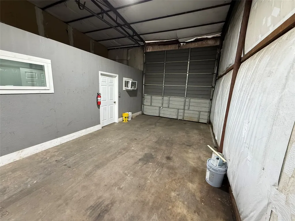 1465 E Renfro Street Burleson TX 76028