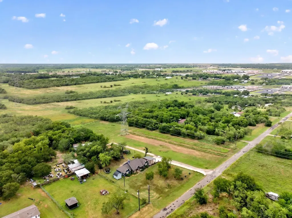 5198 County Road 2507 Caddo Mills TX 75135