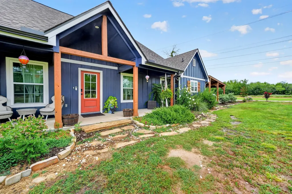 5198 County Road 2507 Caddo Mills TX 75135