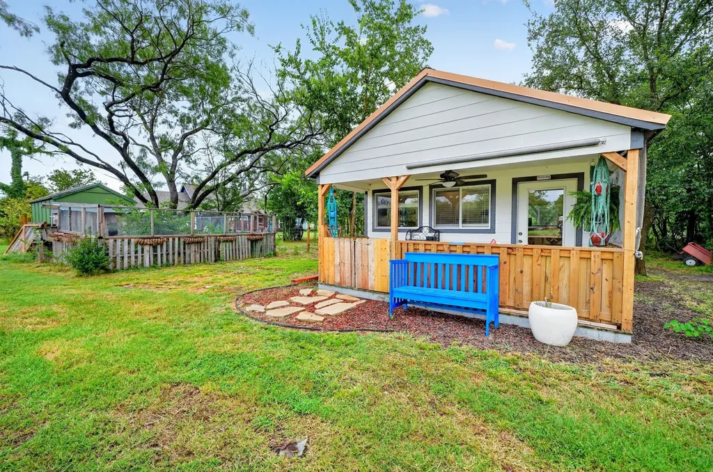 5198 County Road 2507 Caddo Mills TX 75135