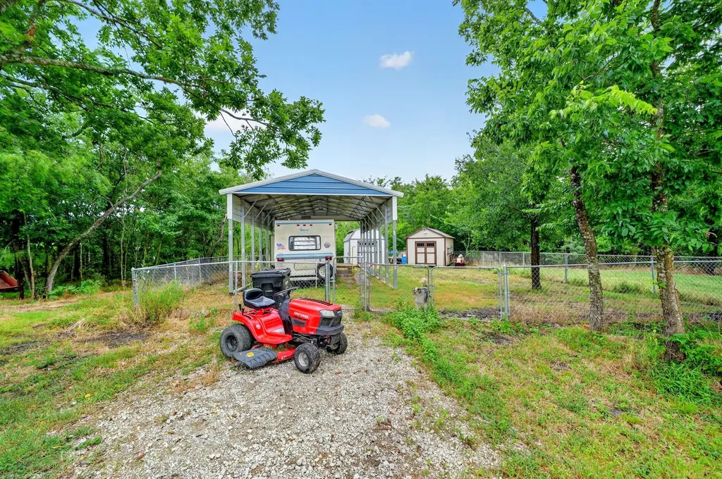 5198 County Road 2507 Caddo Mills TX 75135