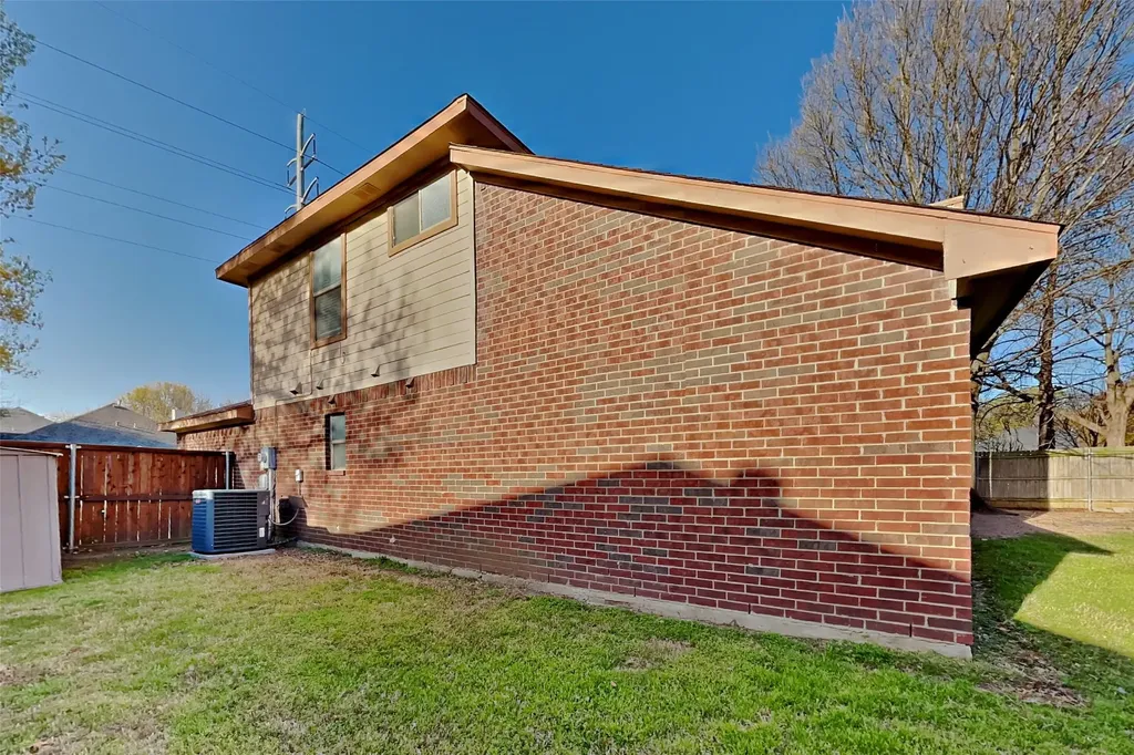626 Dove Creek Circle Grapevine TX 76051