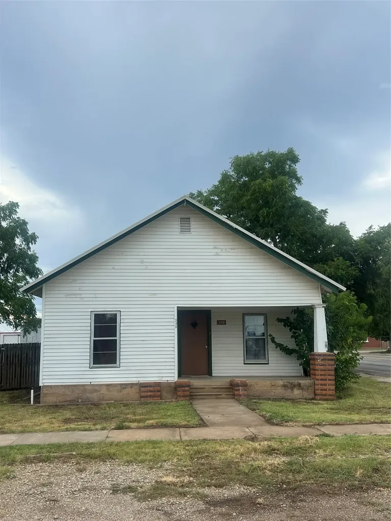 340 Walnut Street Baird TX 79504