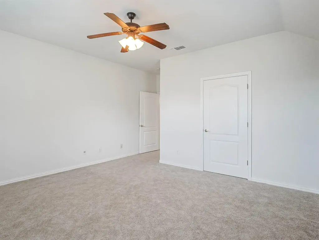 209 Clear Fork Trail Rhome TX 76078