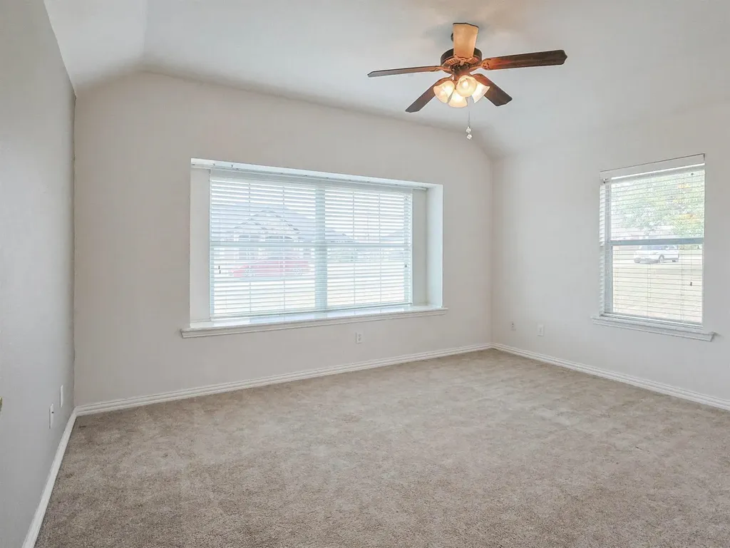 209 Clear Fork Trail Rhome TX 76078