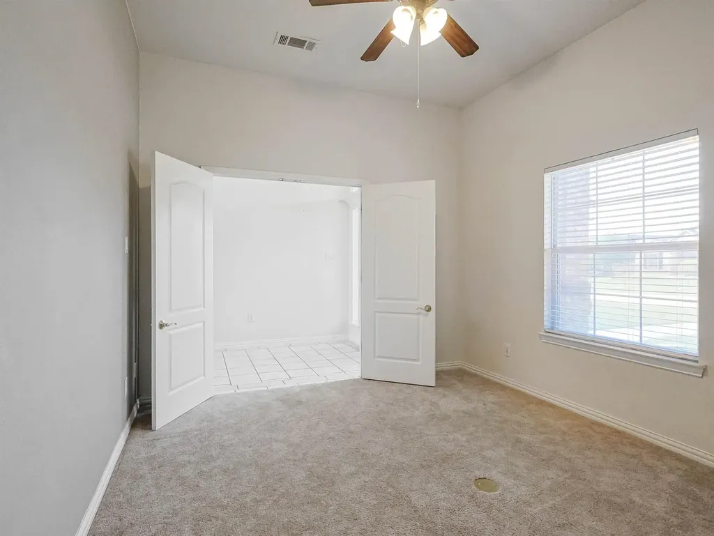 209 Clear Fork Trail Rhome TX 76078