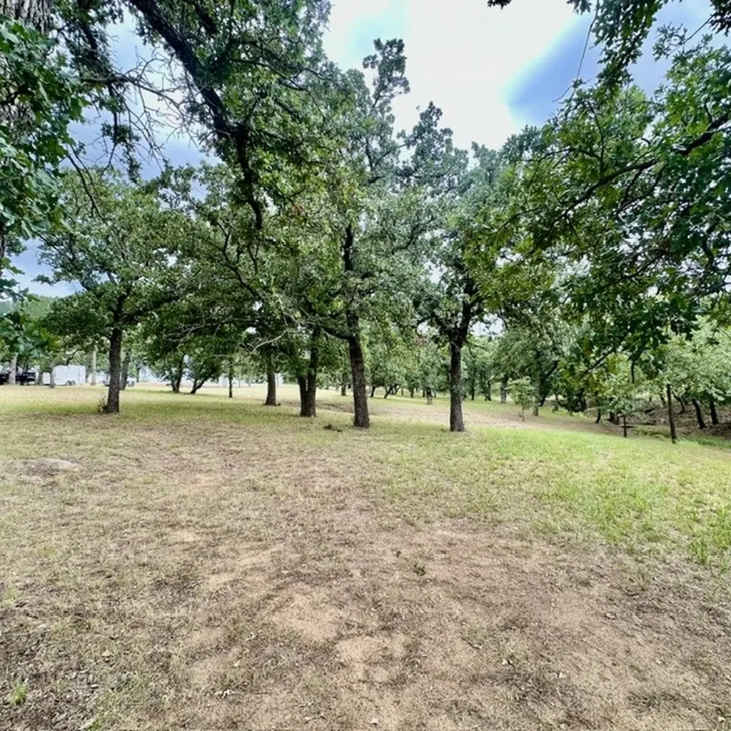 108 Country Club Drive Nocona TX 76255