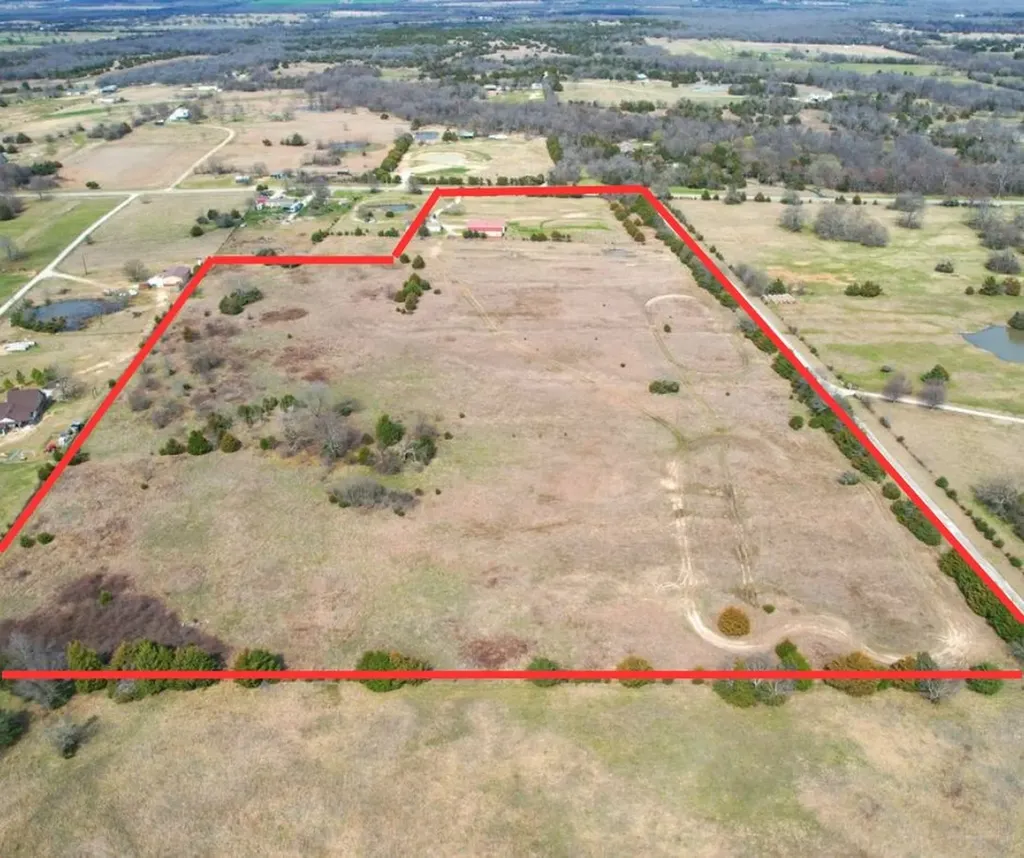 2035 Fm-1566 Celeste TX 75423