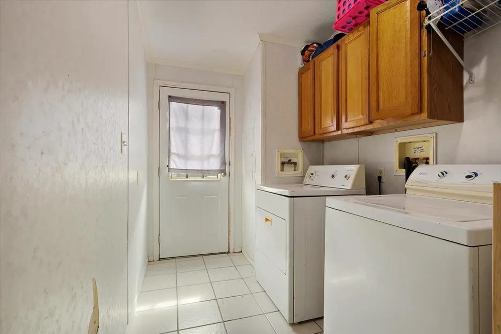 2035 Fm-1566 Celeste TX 75423