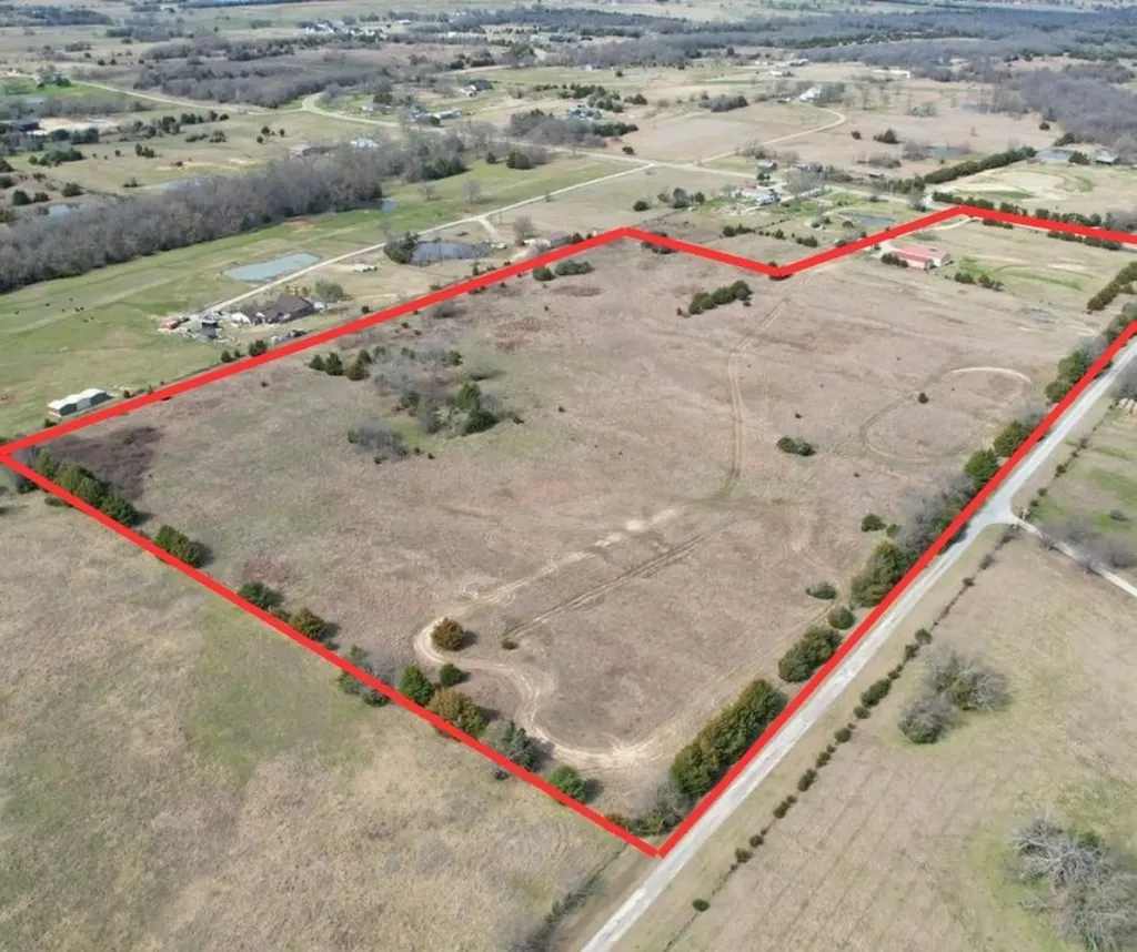 2035 Fm-1566 Celeste TX 75423