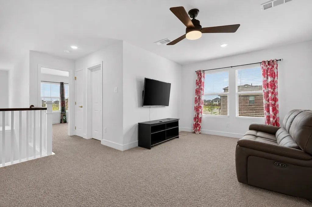 1316 Parkdale Street Forney TX 75126