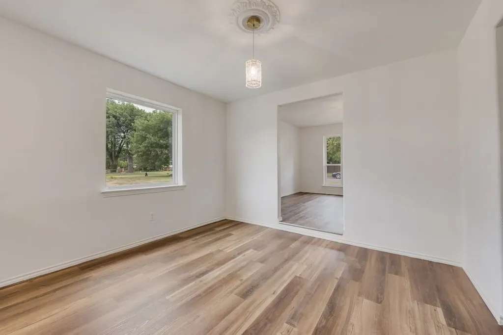 3914 Shady Hollow Lane Dallas TX 75233