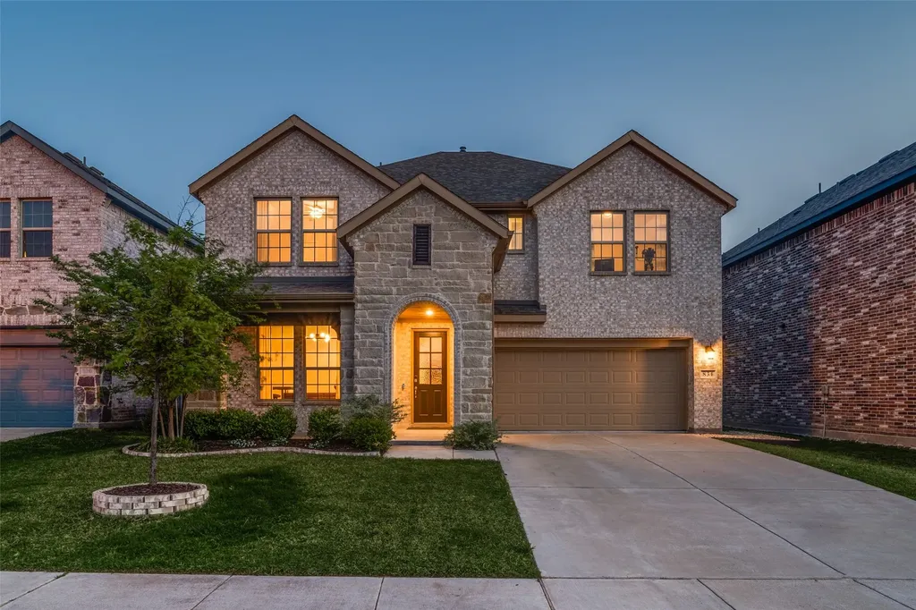 834 Mildren Lane Fate TX 75087