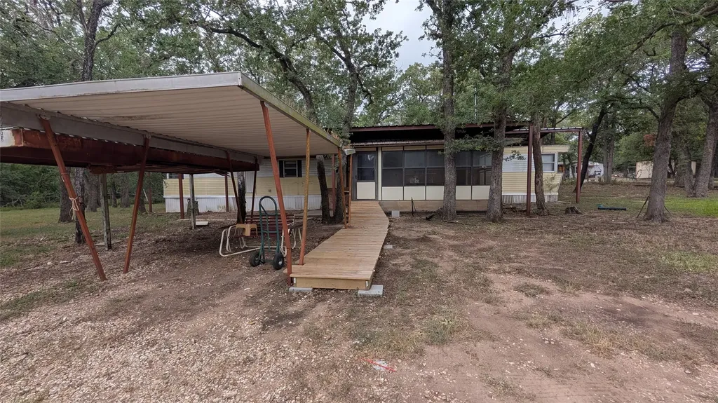 325 Oakgrove Circle Elm Mott TX 76640