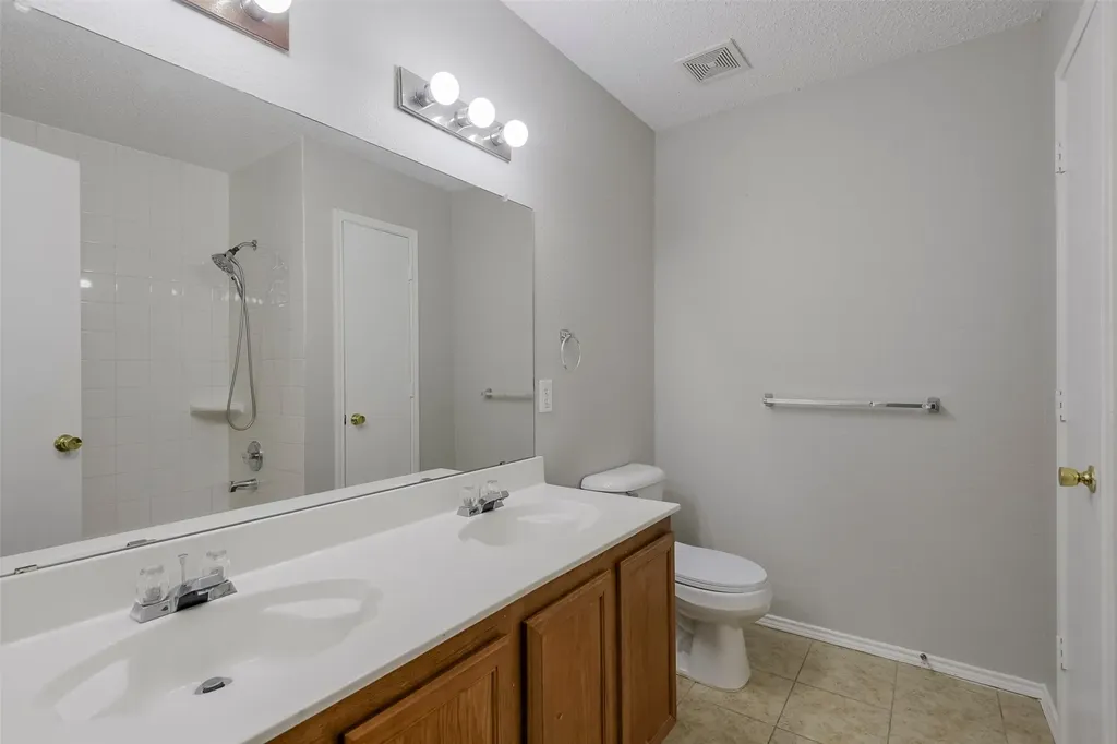 5525 Ventura Street Fort Worth TX 76244