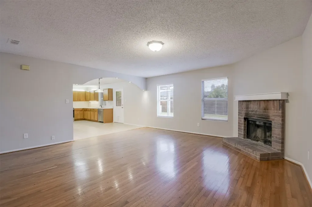 5525 Ventura Street Fort Worth TX 76244