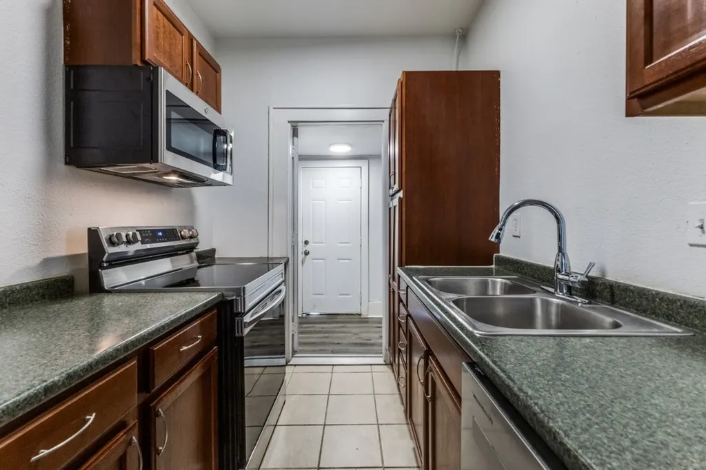 6010 Richmond Avenue Dallas TX 75206