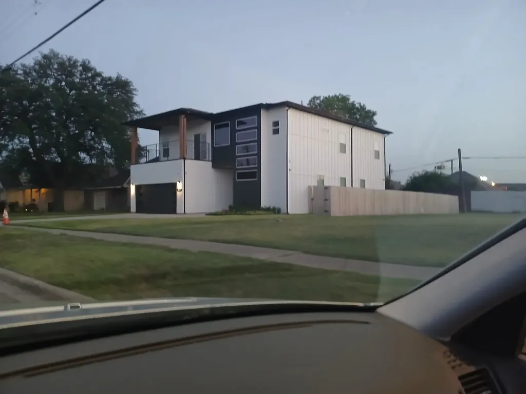 4840 Philip Dallas TX 75223