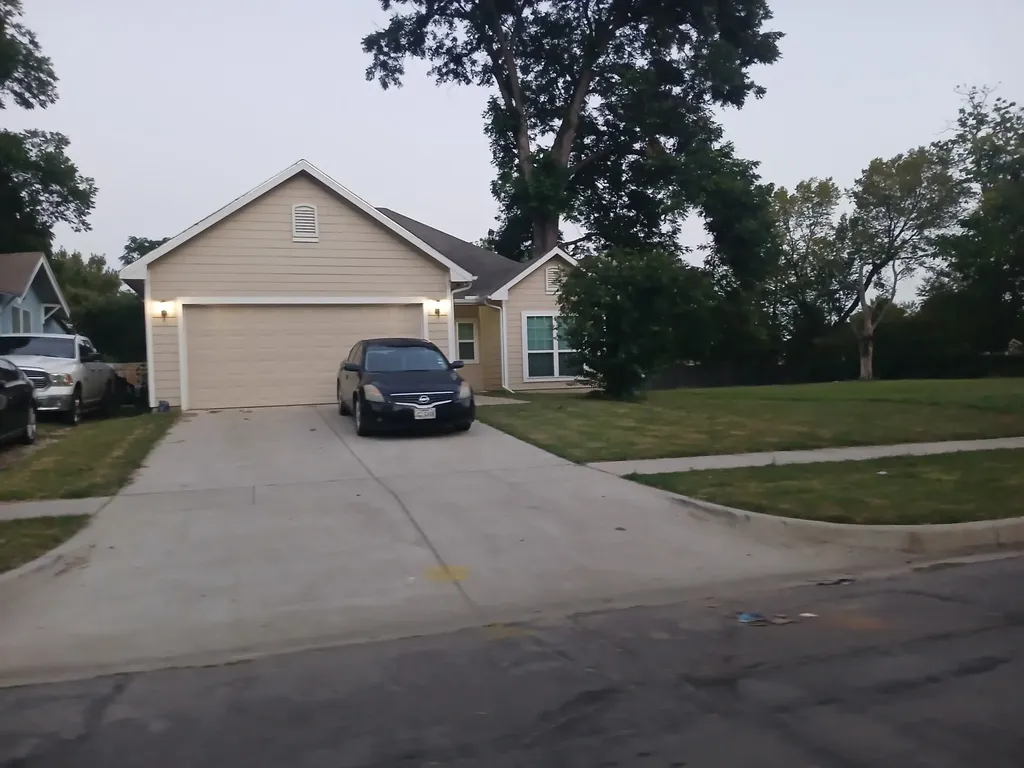 4840 Philip Dallas TX 75223