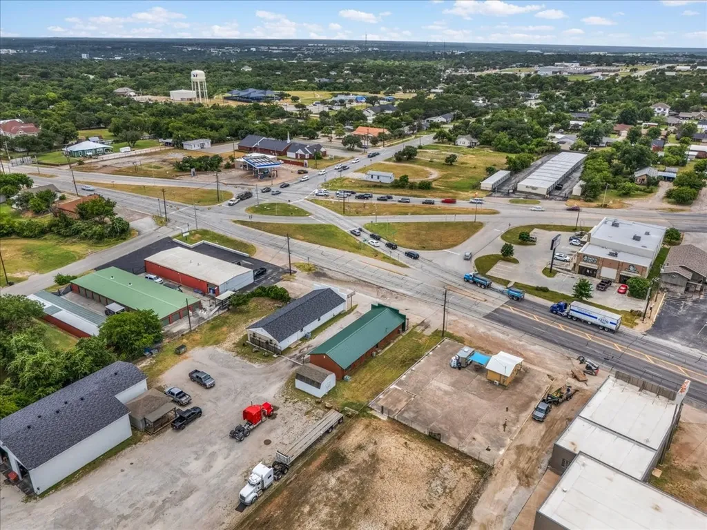 1214 Mineral Wells Highway Weatherford TX 76086