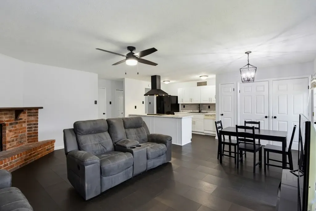 7200 Chapman Drive North Richland Hills TX 76182