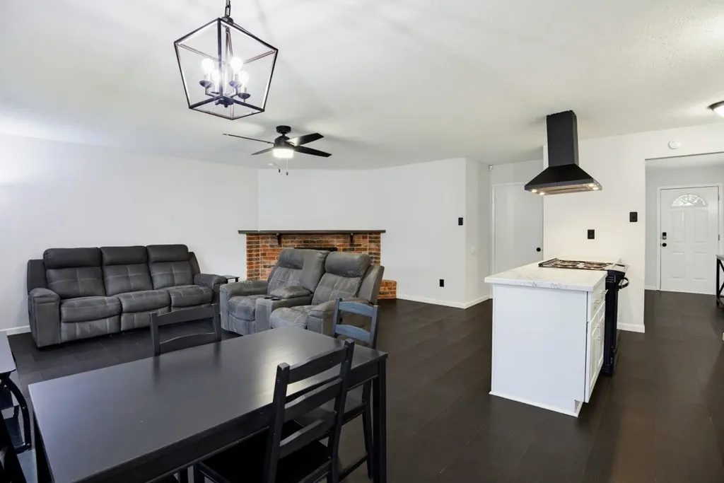 7200 Chapman Drive North Richland Hills TX 76182