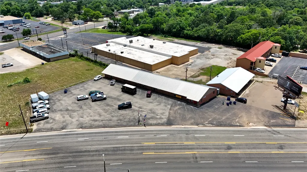 201 Us Highway 175 Street W Athens TX 75751