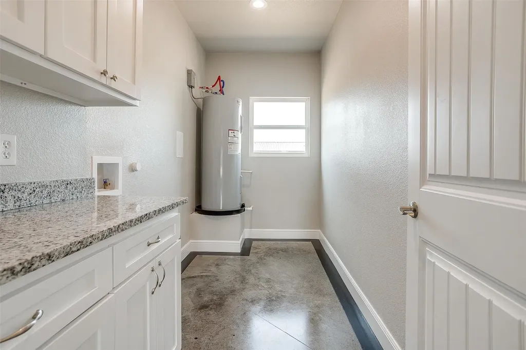 10A Frost Lane Mineral Wells TX 76067