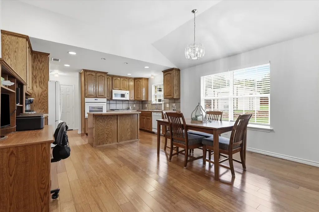 306 Oak Drive Argyle TX 76226