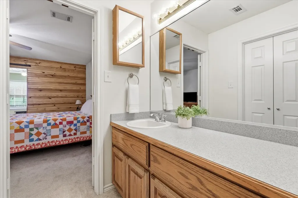 306 Oak Drive Argyle TX 76226