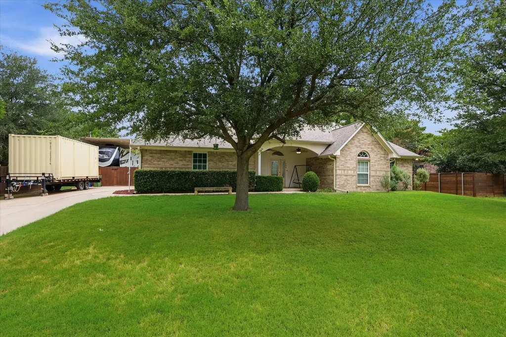 306 Oak Drive Argyle TX 76226