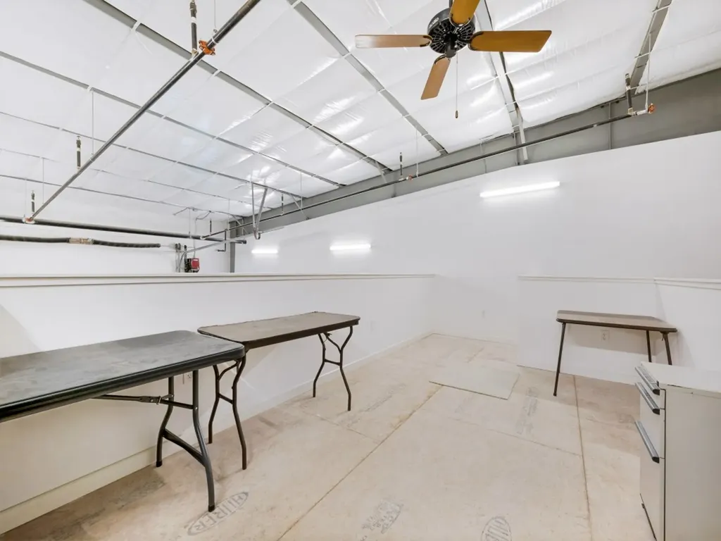 1725 N Us 377 Highway Roanoke TX 76262