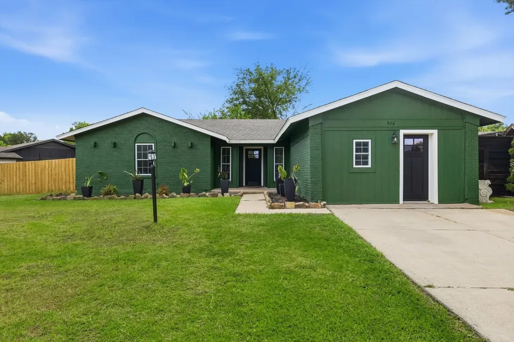 526 Village Drive Lewisville TX 75067