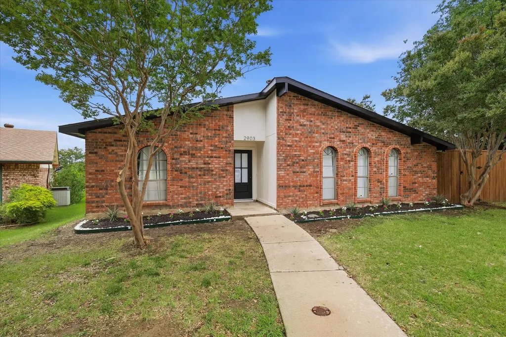 2903 Winterberry Drive Carrollton TX 75007