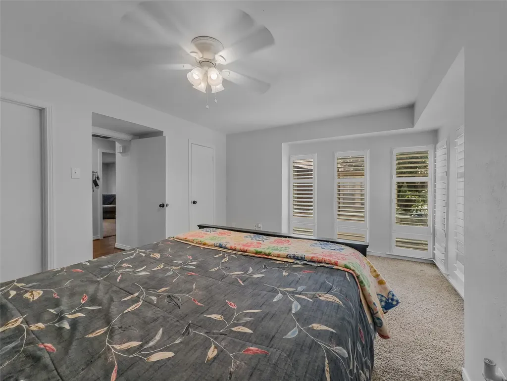 15922 Club Crest Drive Dallas TX 75248