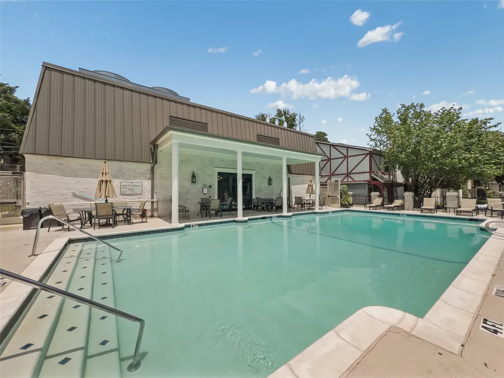 15922 Club Crest Drive Dallas TX 75248