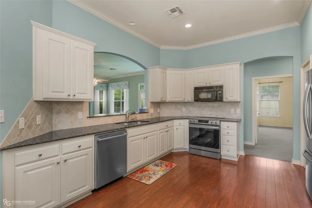 173 Grey Eagle Drive Shreveport LA 71115