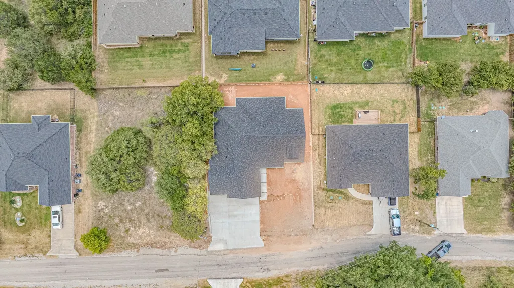 5712 Stonegate Circle Granbury TX 76048