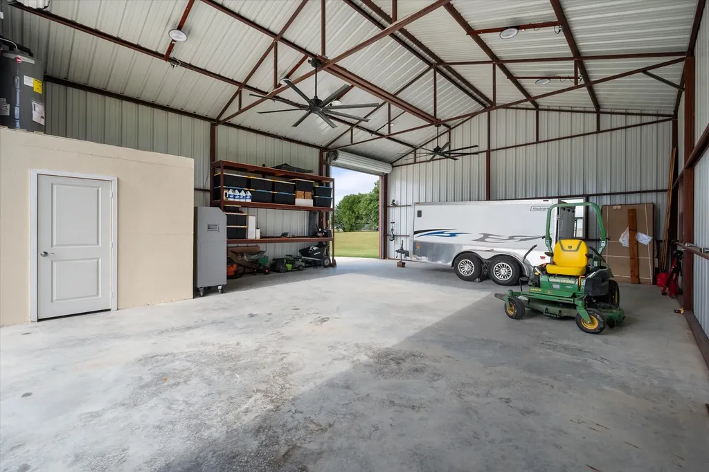 170 Grays Creek Circle Ennis TX 75119
