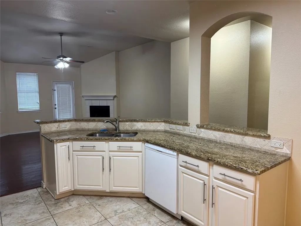 1730 Cresthill Drive Rockwall TX 75087