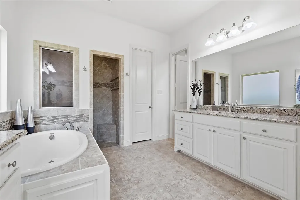 4604 Pony Avenue Carrollton TX 75010