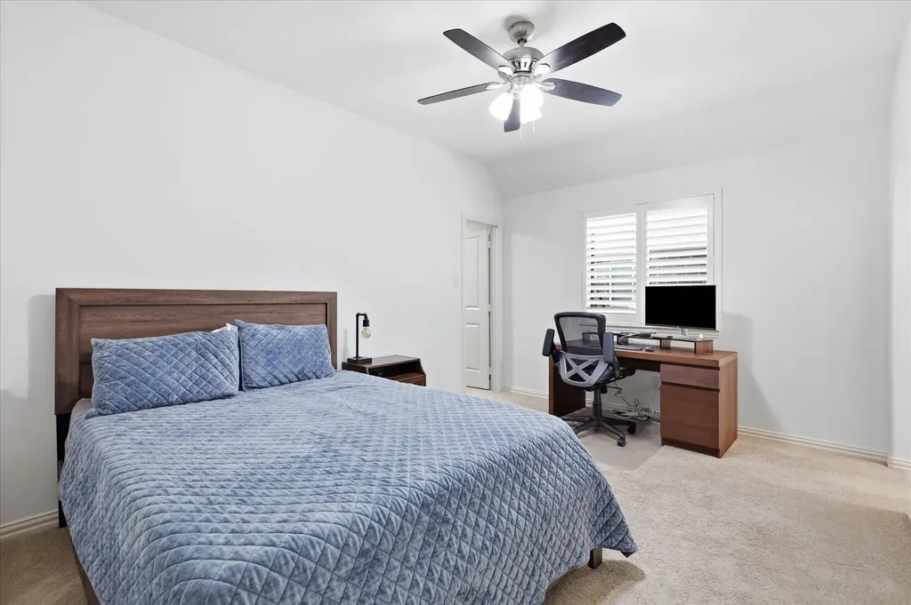 4604 Pony Avenue Carrollton TX 75010
