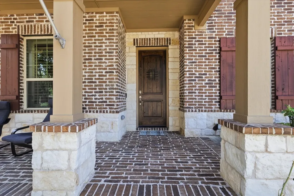 4604 Pony Avenue Carrollton TX 75010
