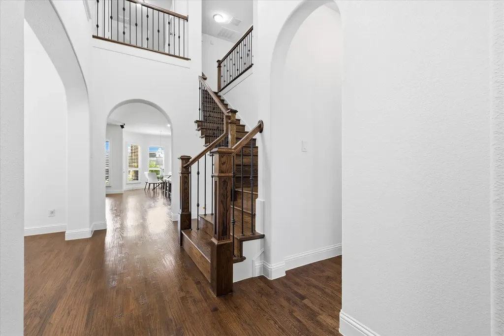 4604 Pony Avenue Carrollton TX 75010