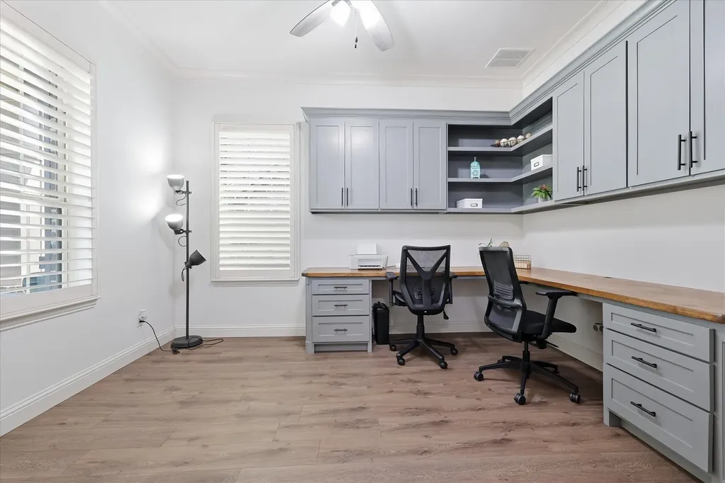 4604 Pony Avenue Carrollton TX 75010