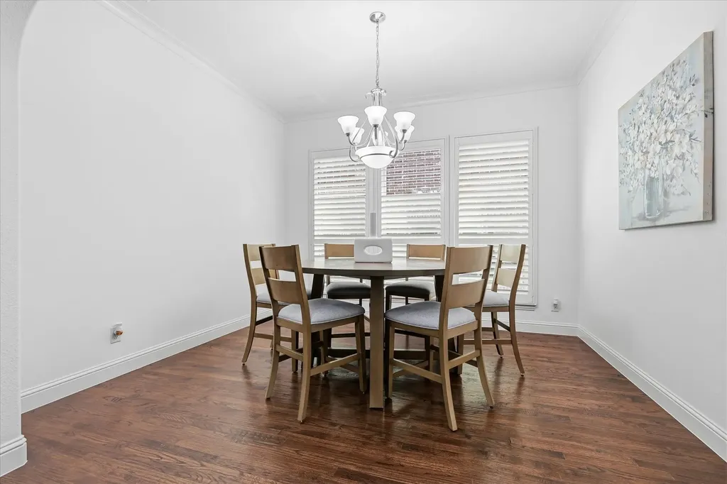 4604 Pony Avenue Carrollton TX 75010