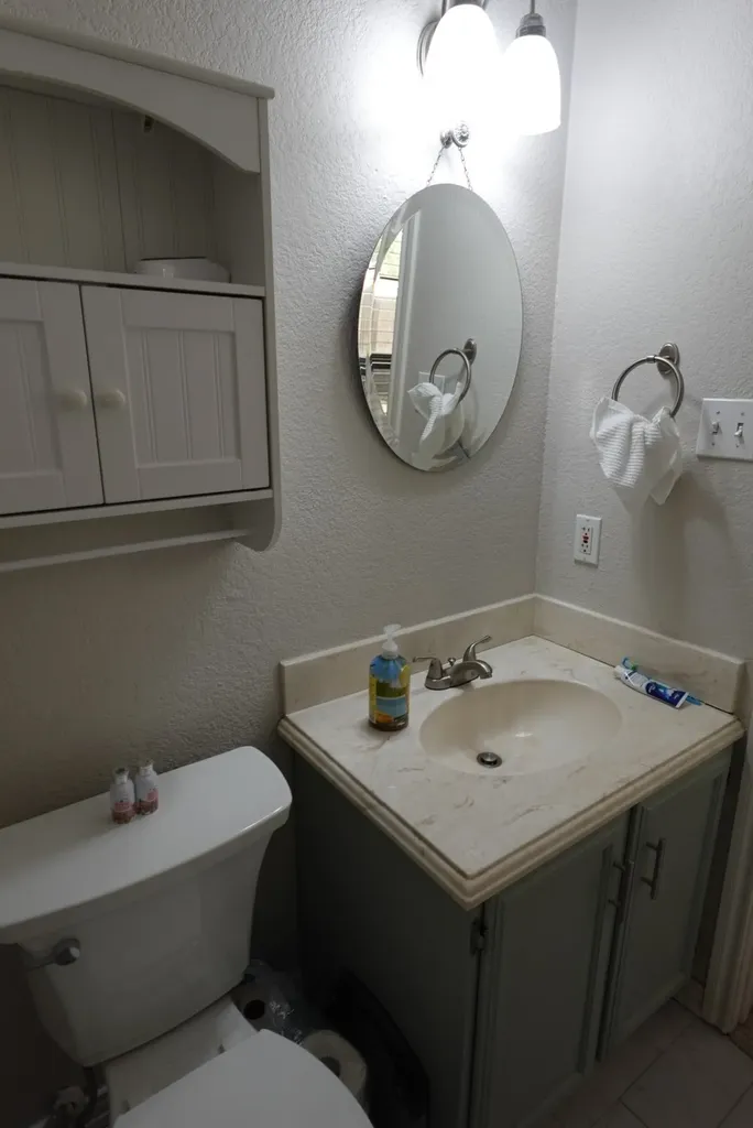 1414 W Torrey Street Granbury TX 76048