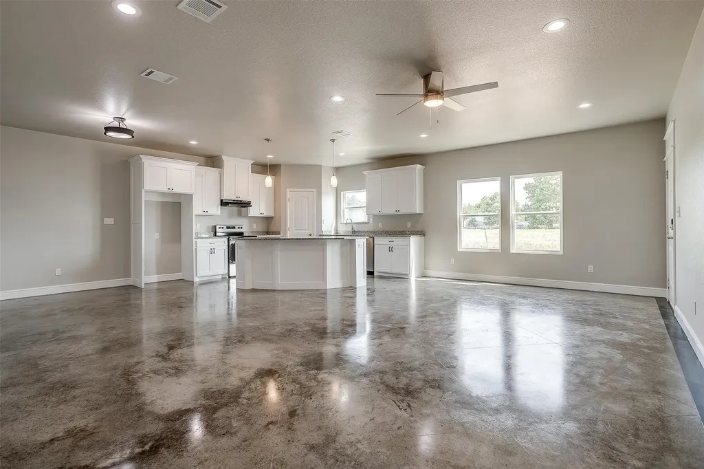 4712 B S. Keller Road Mineral Wells TX 76067