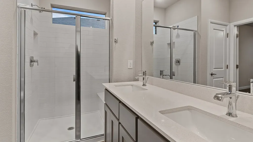 1449 Canterbury Trail Desoto TX 75115