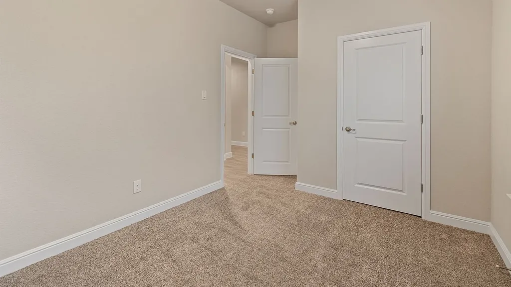 1449 Canterbury Trail Desoto TX 75115